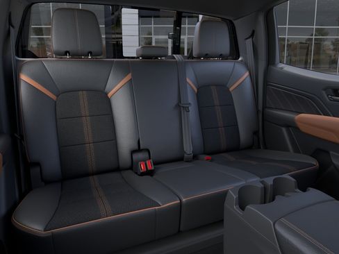 New 2026 GMC Canyon AT4 w/ Nightfall Edition AWD/4WD image 17