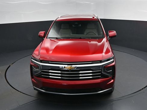 New 2026 Chevrolet Suburban LT w/ Comfort Package RWD image 37