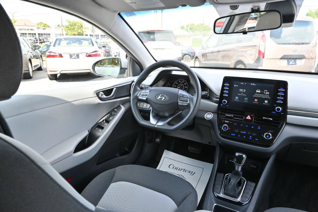 Used 2020 Hyundai Ioniq Blue FWD image 20