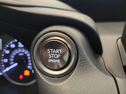 Used 2025 Lexus IS 350 F Sport RWD image 31