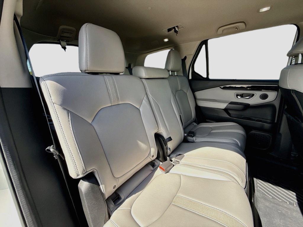 Used 2023 Honda Pilot EX-L image 41
