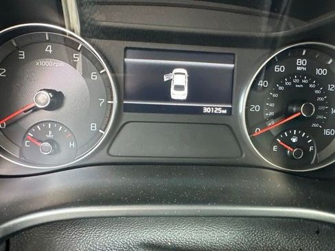 Used 2024 Kia Forte LXS w/ LXS Technology Package FWD image 11
