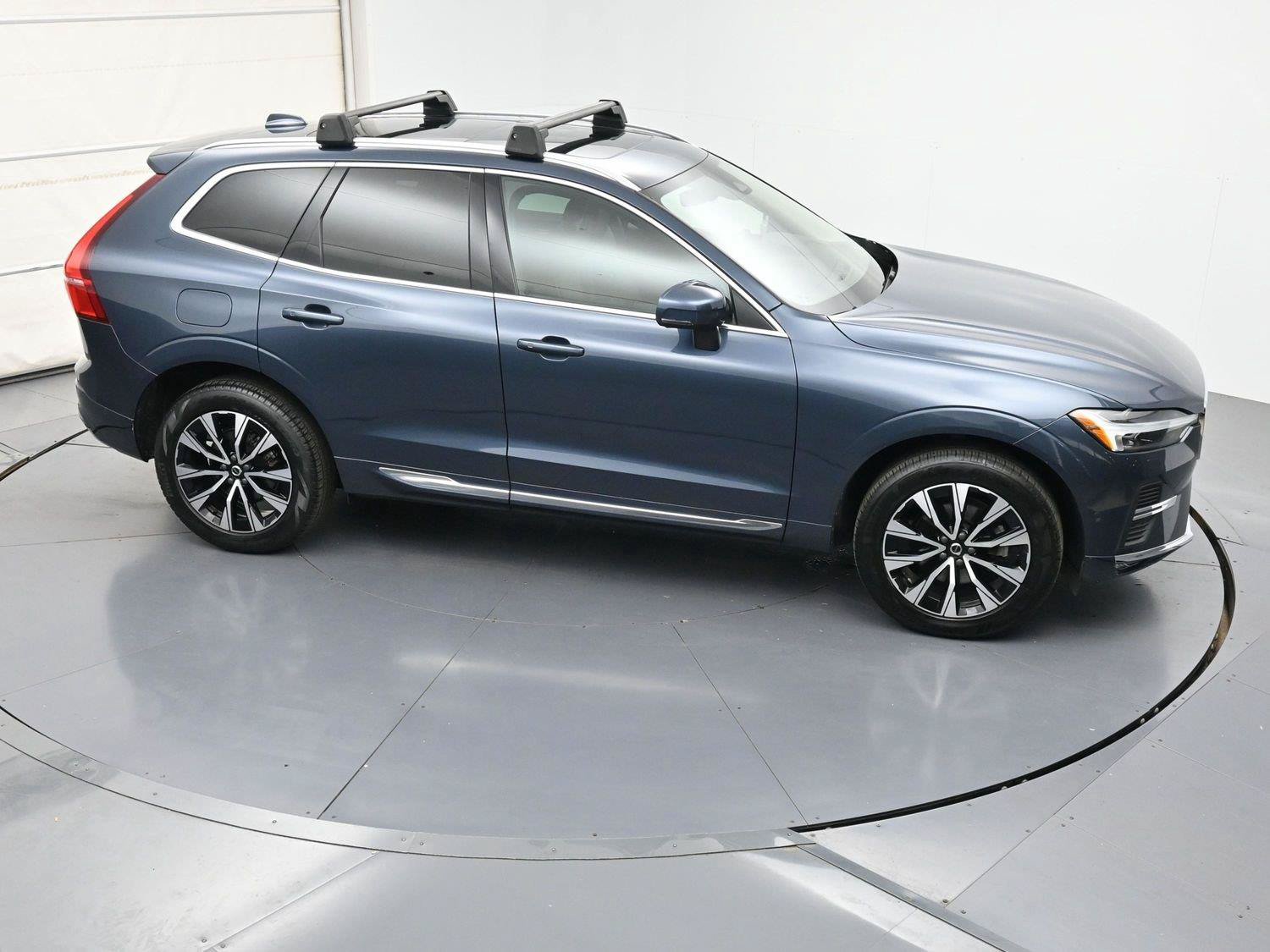 Used 2023 Volvo XC60 B5 Plus w/ Climate Package AWD/4WD image 38