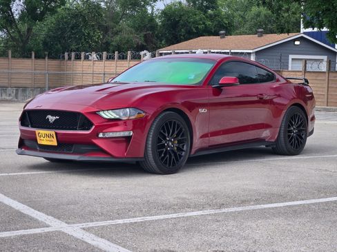 Used 2019 Ford Mustang GT Premium w/ GT Performance Package RWD image 8