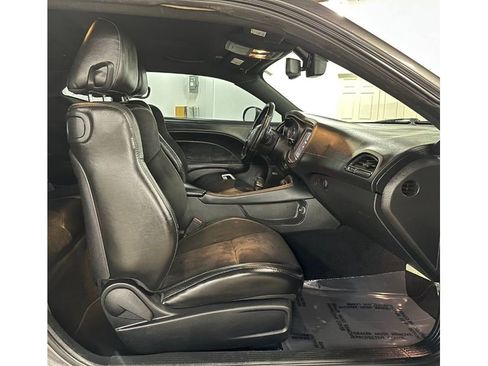 Used 2021 Dodge Challenger R/T w/ Plus Package image 21