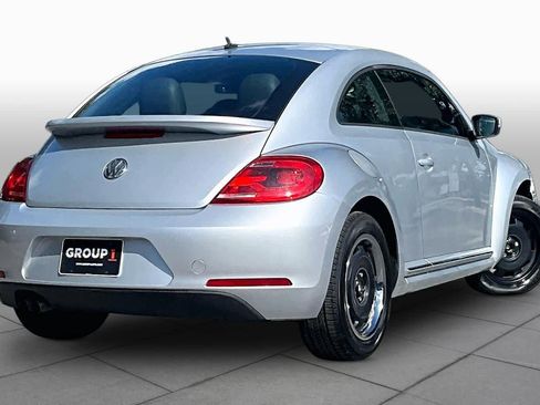 Used 2012 Volkswagen Beetle 2.5 FWD image 11