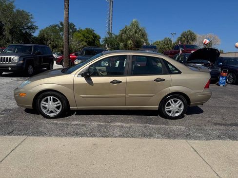 Used 2001 Ford Focus SE image 5