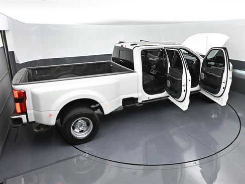 Certified 2024 Ford F350 Platinum AWD/4WD image 53