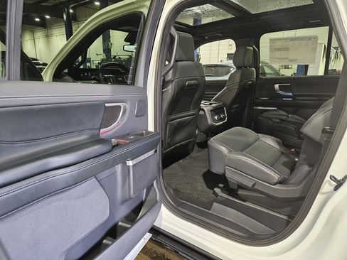 New 2025 Ford Expedition Max Platinum w/ Stealth Performance Package image 35