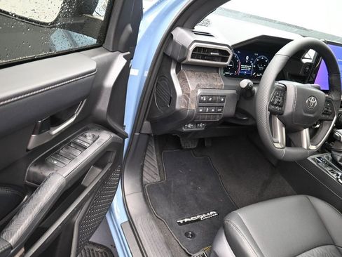 New 2026 Toyota Tacoma Limited AWD/4WD image 12