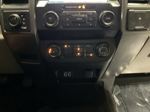 Used 2019 Ford F150 XLT AWD/4WD image 33