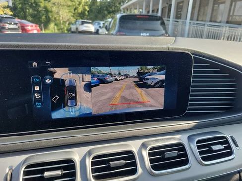 Used 2025 Mercedes-Benz GLS 450 4MATIC image 33