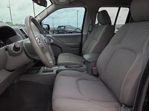 Used 2019 Nissan Frontier SV w/ Value Truck Package AWD/4WD image 15