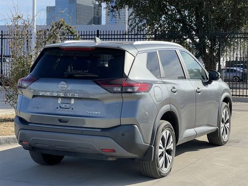 Certified 2023 Nissan Rogue SV w/ SV Premium Package image 4