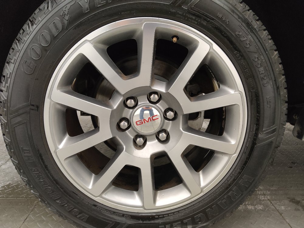 Used 2015 GMC Yukon Denali w/ Open Road Package RWD image 31