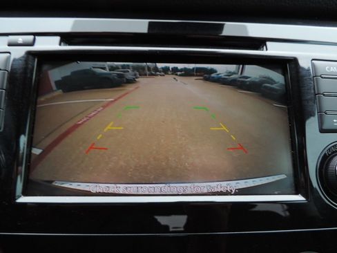 Used 2020 Nissan Rogue S w/ Special Edition Package image 31