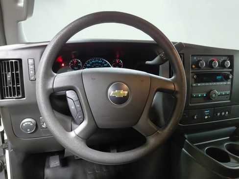 Used 2025 Chevrolet Express 2500 w/ Driver Convenience Package RWD image 21