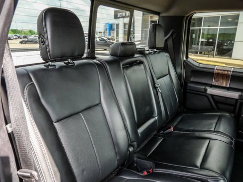Used 2019 Ford F150 Lariat AWD/4WD image 28