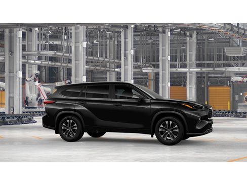 New 2026 Toyota Highlander XLE AWD/4WD image 13