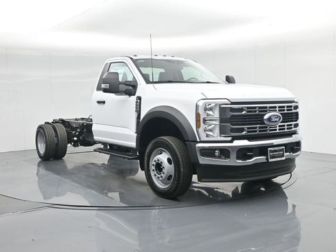New 2025 Ford F550 2WD Regular Cab Super Duty image 47