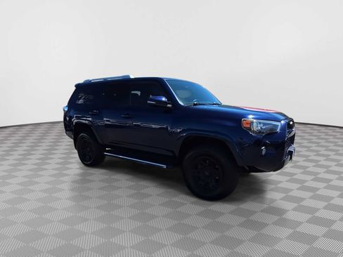 Used 2016 Toyota 4Runner SR5 Premium AWD/4WD image 2
