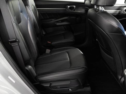 Used 2022 Kia Sorento SX FWD image 42