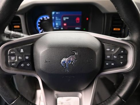 Used 2022 Ford Bronco Badlands AWD/4WD image 18
