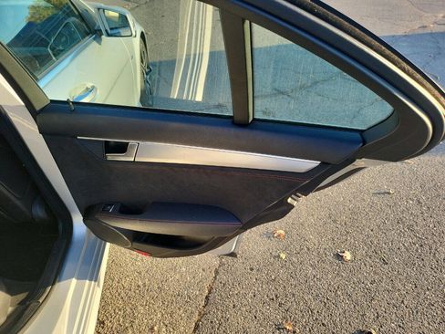 Used 2014 Mercedes-Benz C 300 4MATIC Sedan image 28