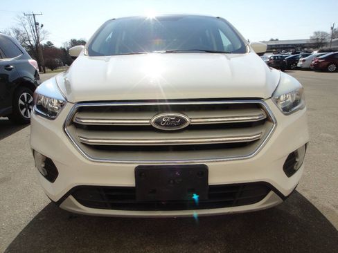 Used 2019 Ford Escape SE AWD/4WD image 2