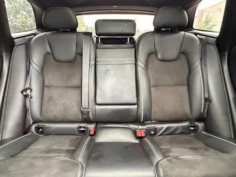 Used 2019 Volvo XC60 T5 R-Design w/ Protection Package Premier FWD image 40