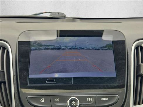 Used 2024 Chevrolet Malibu LT image 13