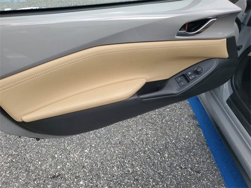 Used 2024 MAZDA MX-5 Miata RF Grand Touring image 13