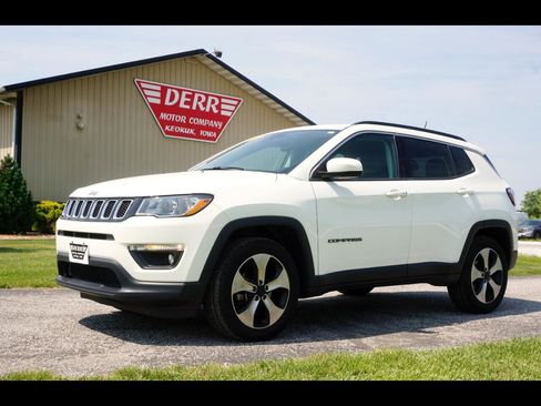 Used 2020 Jeep Compass Latitude image 1