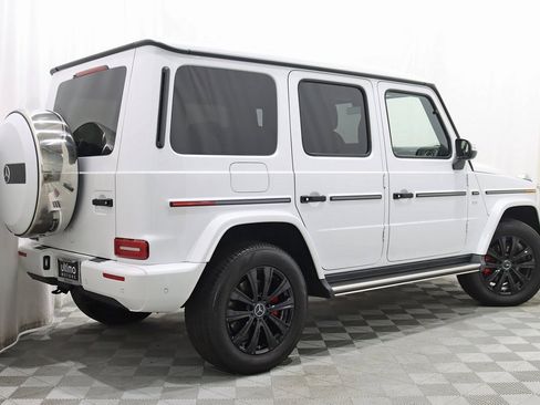 Used 2022 Mercedes-Benz G 550 image 8