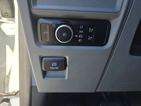 Used 2024 Ford F150 XLT AWD/4WD image 24
