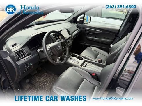 Used 2023 Honda Passport EX-L image 5