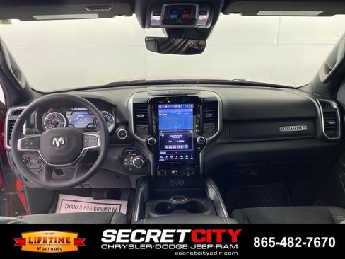 Used 2025 RAM 1500 Big Horn AWD/4WD image 29