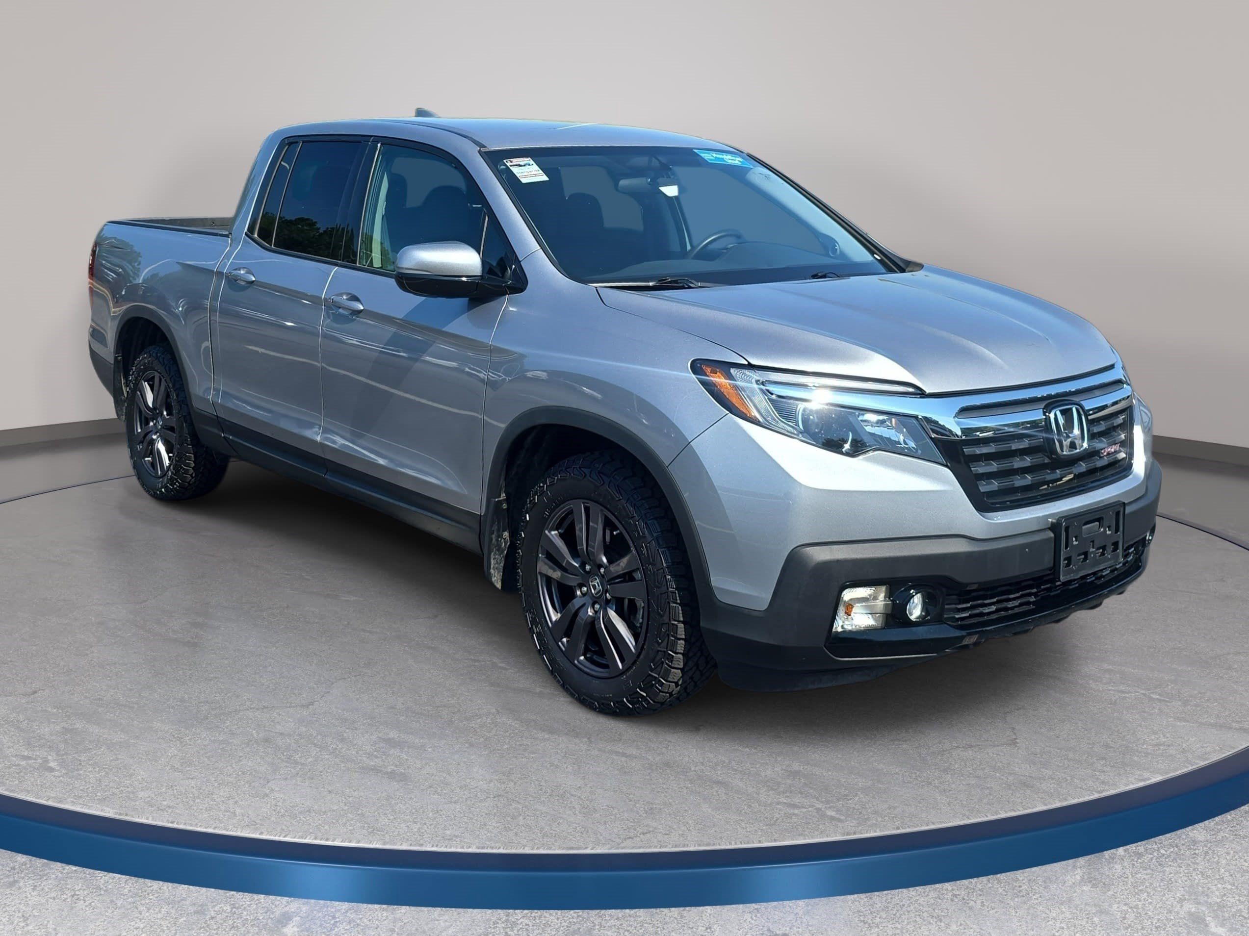 Certified 2018 Honda Ridgeline Sport image 3