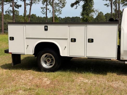 Used 2024 Chevrolet Silverado 3500 W/T w/ WT Convenience Package AWD/4WD image 7