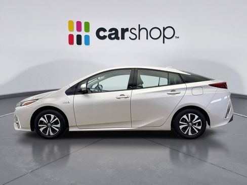 Used 2017 Toyota Prius Prime Advanced image 2