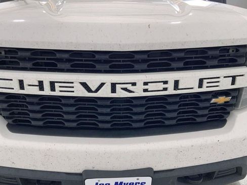 Used 2019 Chevrolet Silverado 1500 Custom w/ Infotainment Package RWD image 27