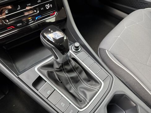 Used 2026 Volkswagen Jetta Sport FWD image 13