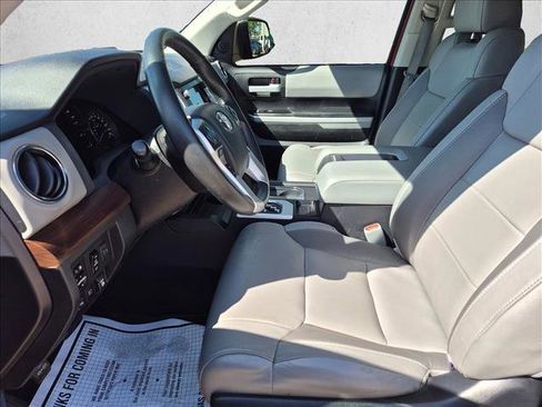 Used 2021 Toyota Tundra Limited w/ Limited Premium Package AWD/4WD image 11