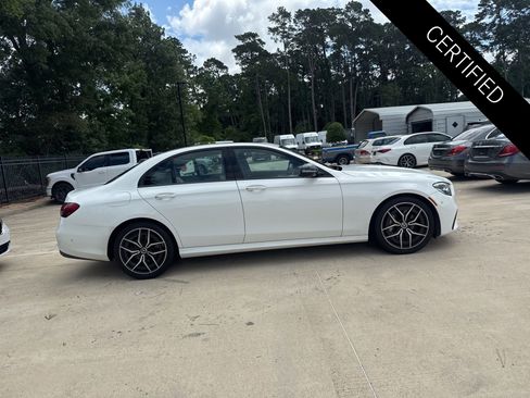 Used 2022 Mercedes-Benz E 350 Sedan image 3