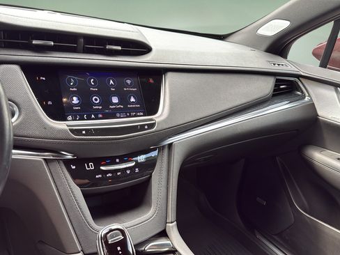 Certified 2023 Cadillac XT5 Premium Luxury AWD/4WD image 33