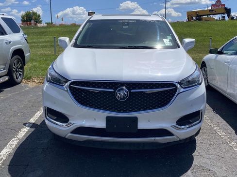 Used 2021 Buick Enclave Avenir w/ Avenir Technology Package image 2
