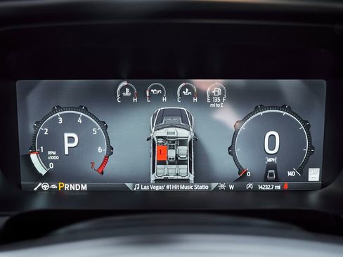 Used 2025 Ford F150 Raptor AWD/4WD image 68