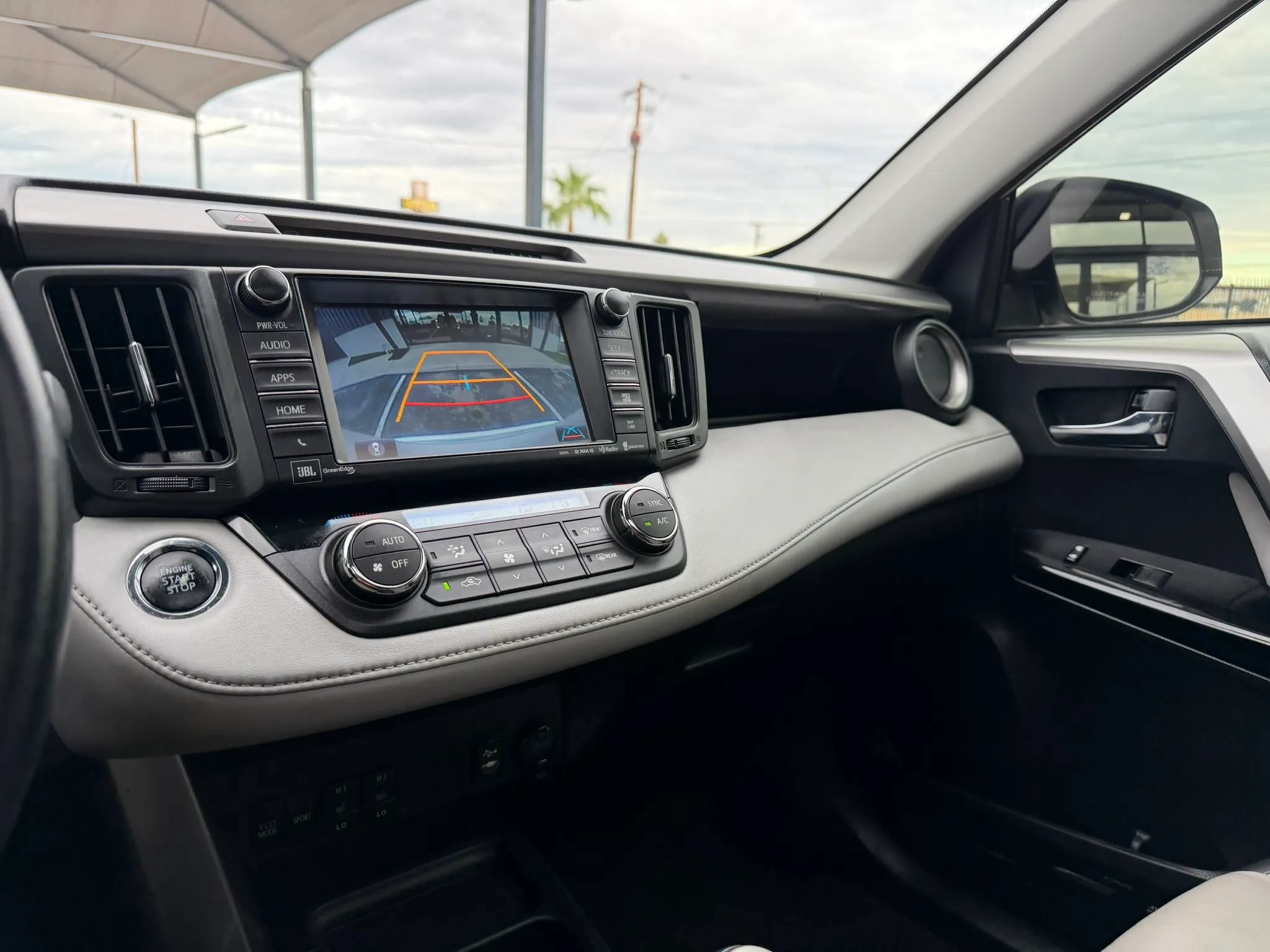 Used 2017 Toyota RAV4 Limited w/ Advanced Technology Package FWD image 24