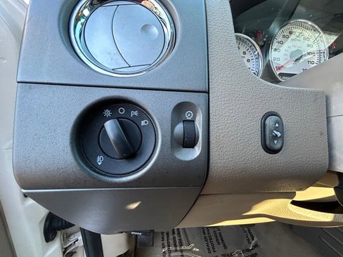 Used 2007 Ford F150 Lariat image 19