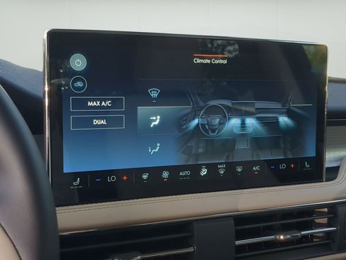 New 2026 Lincoln Corsair Premiere FWD image 18